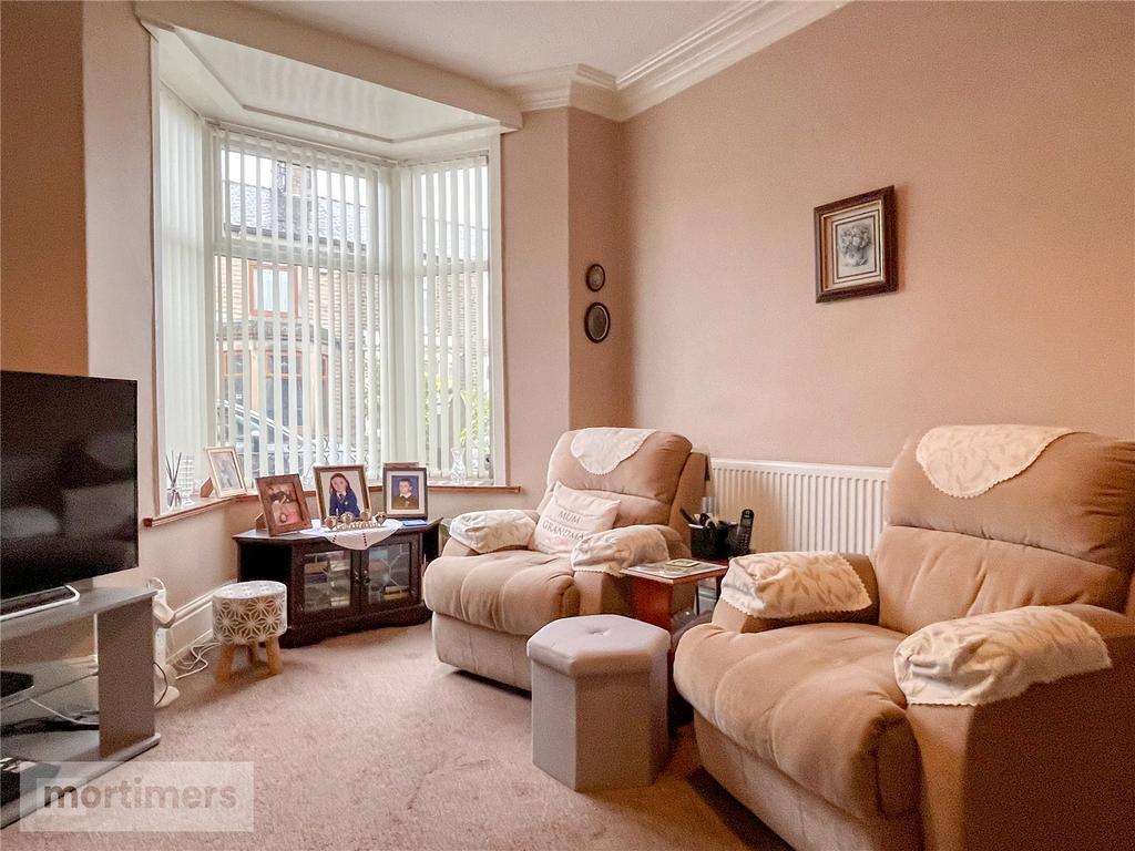 Kings Road, Accrington, BB5 3 bed terraced house £133,000