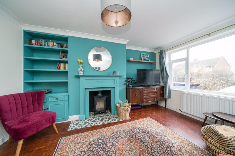 Elm Avenue, Caddington 3 bed semidetached house for sale £369,950