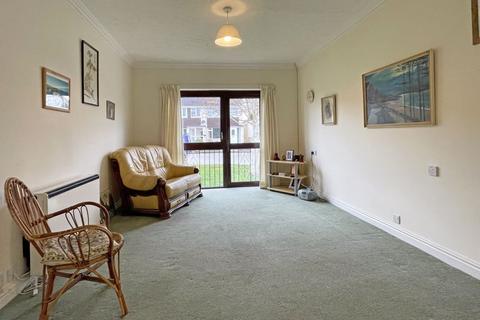 2 bedroom retirement property for sale - An excellent retirement apartment in Silverton