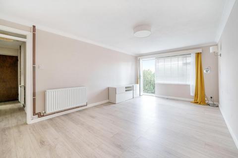 23 Embassy Gardens, Beckenham, BR3 1HE