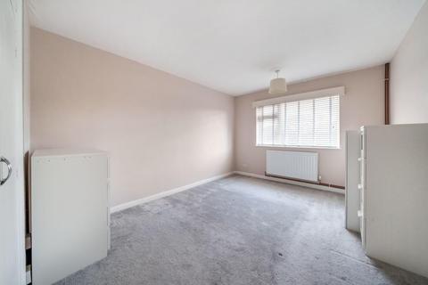 23 Embassy Gardens, Beckenham, BR3 1HE