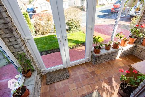 2 Cheviot Close, Bury, BL8 1RA