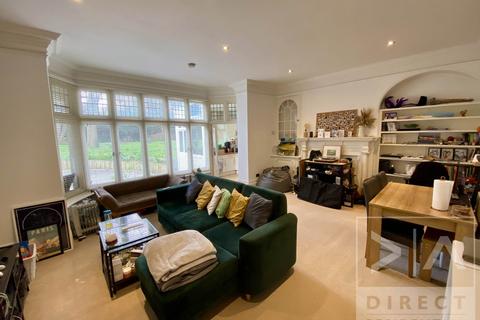 undefined, Downs Avenue, Epsom KT18