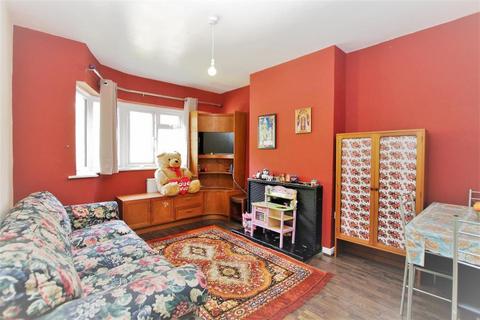 2 bedroom maisonette for sale, Elmgrove Road, Harrow, HA1 2QW