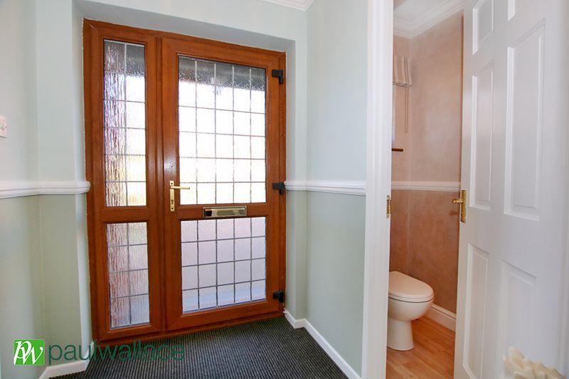 Entrance/Cloakroom