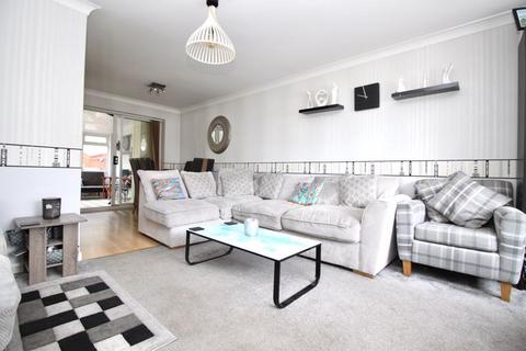 34 Beaver Drive, Bishopstoke, Eastleigh, SO50 8NA