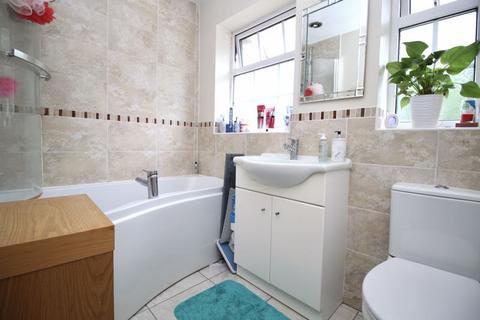 34 Beaver Drive, Bishopstoke, Eastleigh, SO50 8NA