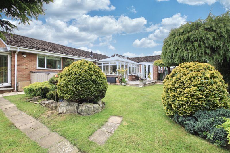 The Drove, Southampton SO30 4 bed bungalow £650,000