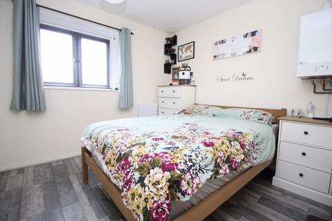 43 Cerne Close, West End, Southampton, SO18 3NG
