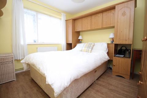 21 Ambleside, Botley, Southampton, SO30 2NS