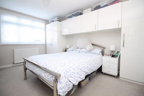 20 Barton Crescent, Southampton, SO18 2BN