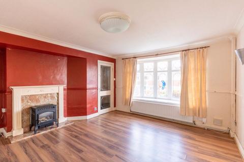 3 bedroom semi-detached house for sale - Highmore Drive, Bartley Green, Birmingham