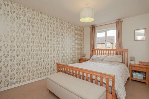 3 bedroom semi-detached house for sale - Gascoigne Way, Banbury OX15