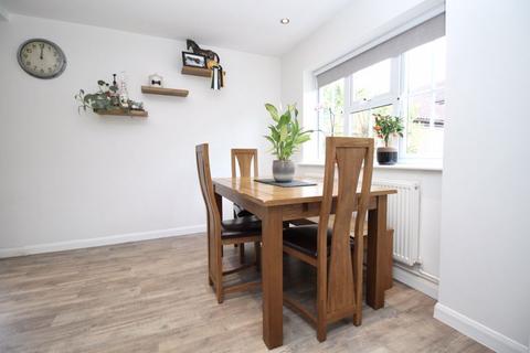 25 Walker Gardens, Hedge End, Southampton, SO30 2RH
