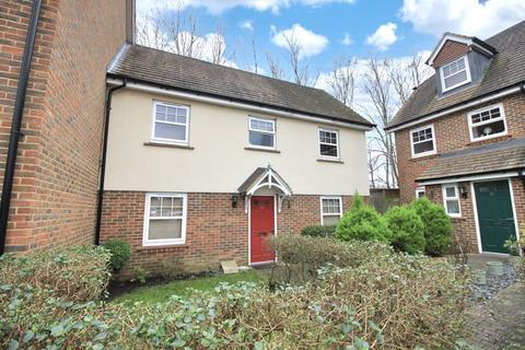 3 bedroom semi-detached house for sale - Barrowfields Close, Southampton SO30