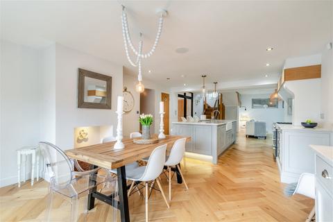 Daffy Dell Orchard Drive, Linton, Wetherby, LS22 4HP