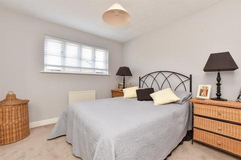 16 Postmill Close, Croydon, CR0 5DY