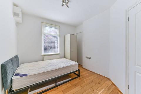 3 bedroom maisonette for sale - Saxon Road SE25, Croydon, London, SE25