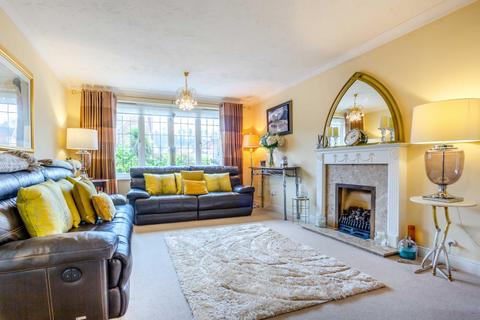 5 bedroom detached house for sale - Priory Drive, Langstone