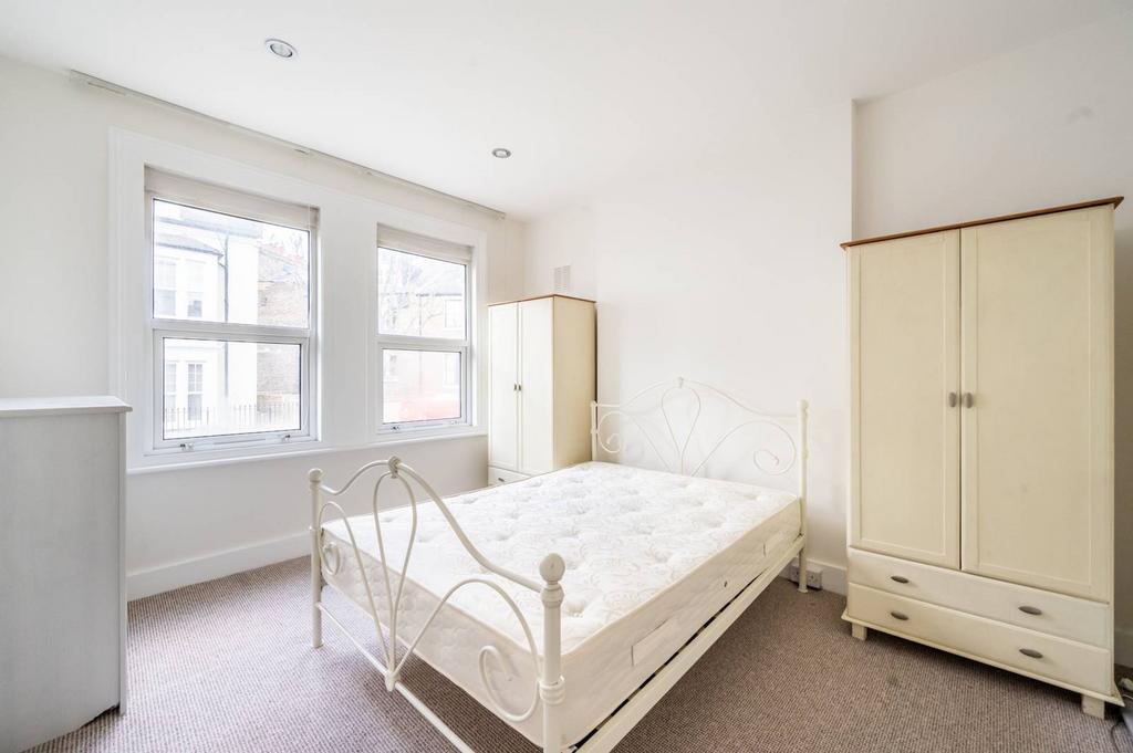 Filmer Road, Parsons Green, London, SW6 1 bed flat to rent - £1,734 pcm ...