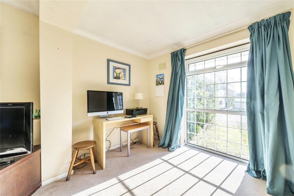 Sitting/Family Room