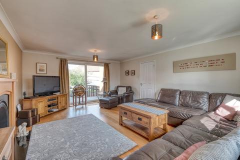 20 Batsford Close, Redditch, B98 7TF