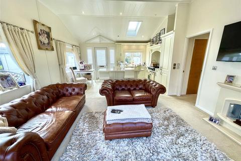 2 bedroom bungalow for sale, Fleur de Lys Park, Pilley Hill, Pilley, Lymington, SO41