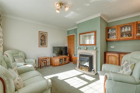 58 Foxlydiate Crescent, Redditch, B97 6NH