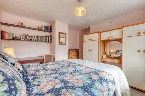 58 Foxlydiate Crescent, Redditch, B97 6NH
