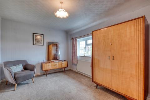 58 Foxlydiate Crescent, Redditch, B97 6NH