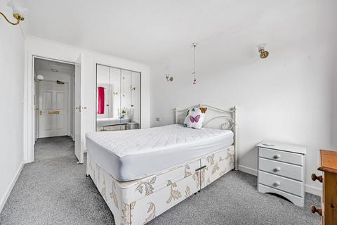 undefined, Chamberlaine Court,  Banbury,  OX16