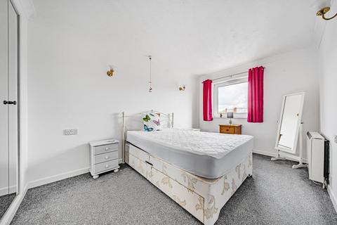 undefined, Chamberlaine Court,  Banbury,  OX16