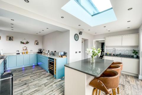 4 bedroom detached house for sale, Goppa Road, Pontarddulais, Swansea, West Glamorgan, SA4 8JN