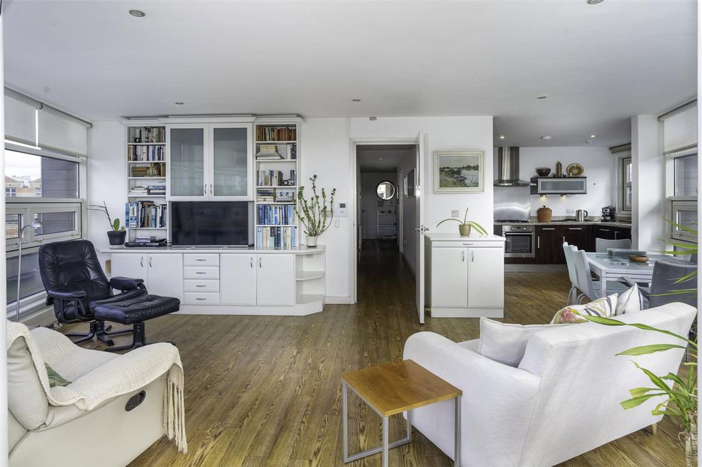 Apartment in London - View 4