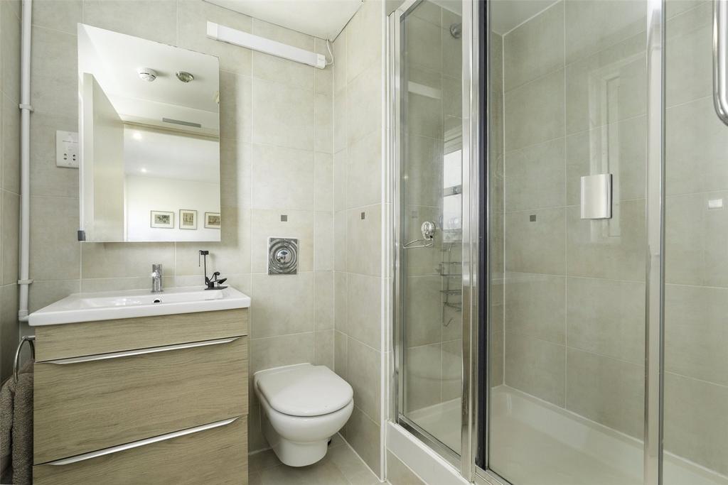 Apartment in London - More