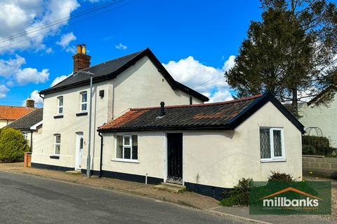 12 Chapel Road, Attleborough, NR17 2DR