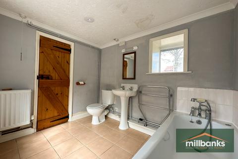 12 Chapel Road, Attleborough, NR17 2DR