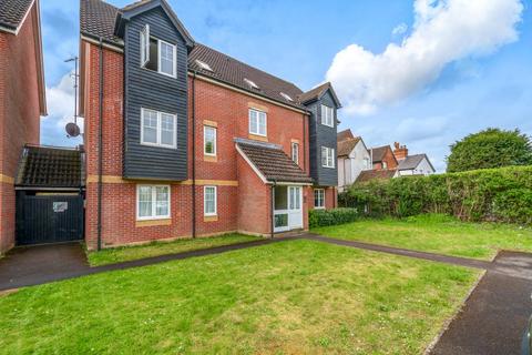 2 bedroom flat for sale, Newbury,  Berkshire,  RG14