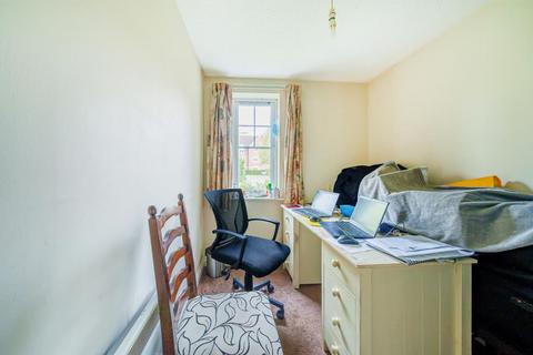 2 bedroom flat for sale, Newbury,  Berkshire,  RG14