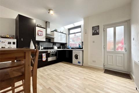 2 Abingdon Street, Ashton-under-lyne, OL6 6PN