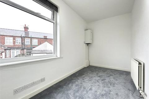 2 Abingdon Street, Ashton-under-lyne, OL6 6PN