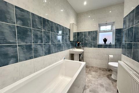 2 Abingdon Street, Ashton-under-lyne, OL6 6PN