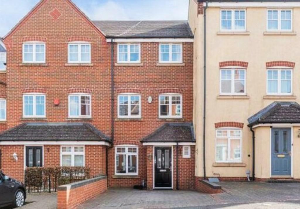 Earlswood Road, Kings Norton 4 bed terraced house for sale £280,000