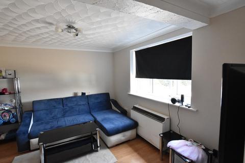 2 bedroom apartment to rent, Millington Court, Thetford
