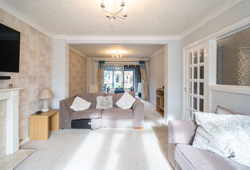 Rickley Lane, Bletchley, Milton... 4 bed detached house £475,000