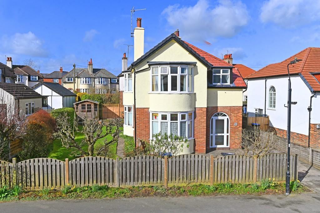 Pannal Ash Drive, Harrogate 4 bed detached house for sale £500,000
