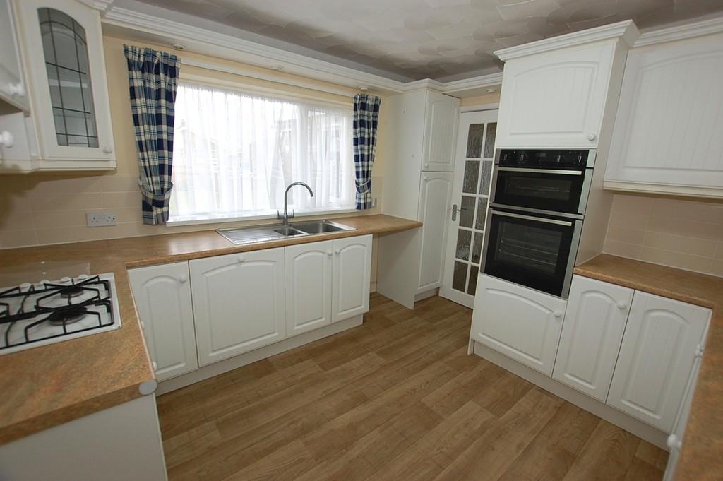 Thirlby Road, North Walsham 3 bed detached bungalow £1,150 pcm (£265 pw)