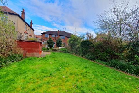 5 bedroom semi-detached house to rent, Normandy Avenue, Barnet