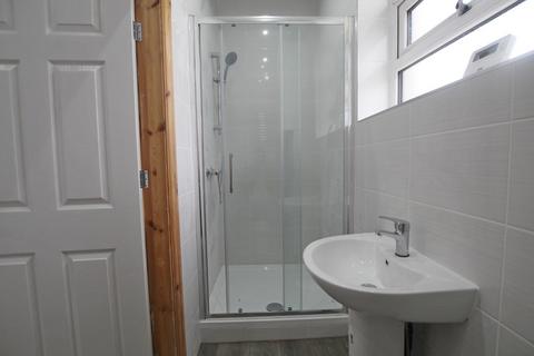 1 bedroom flat to rent, Blackburn Road, Accrington