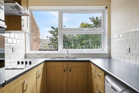 34 Outram Place, London, N1 0UX